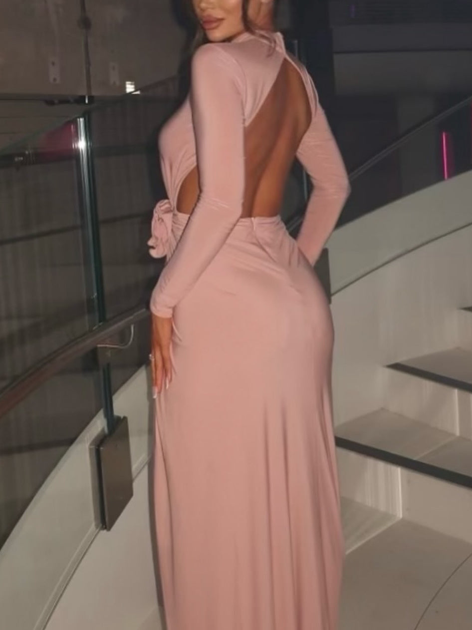 Amour Élégant Gown – La Belle Soirée Collection